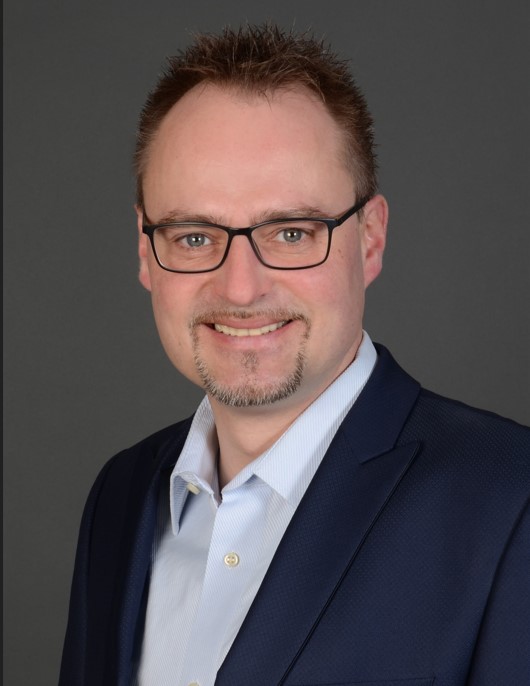 Herr Daniel Engelmann